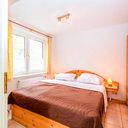 Bunte Villa, Whg Stall דירה *